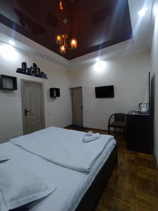 "Orom" Guests House Hotel Tashkent Bagian luar foto
