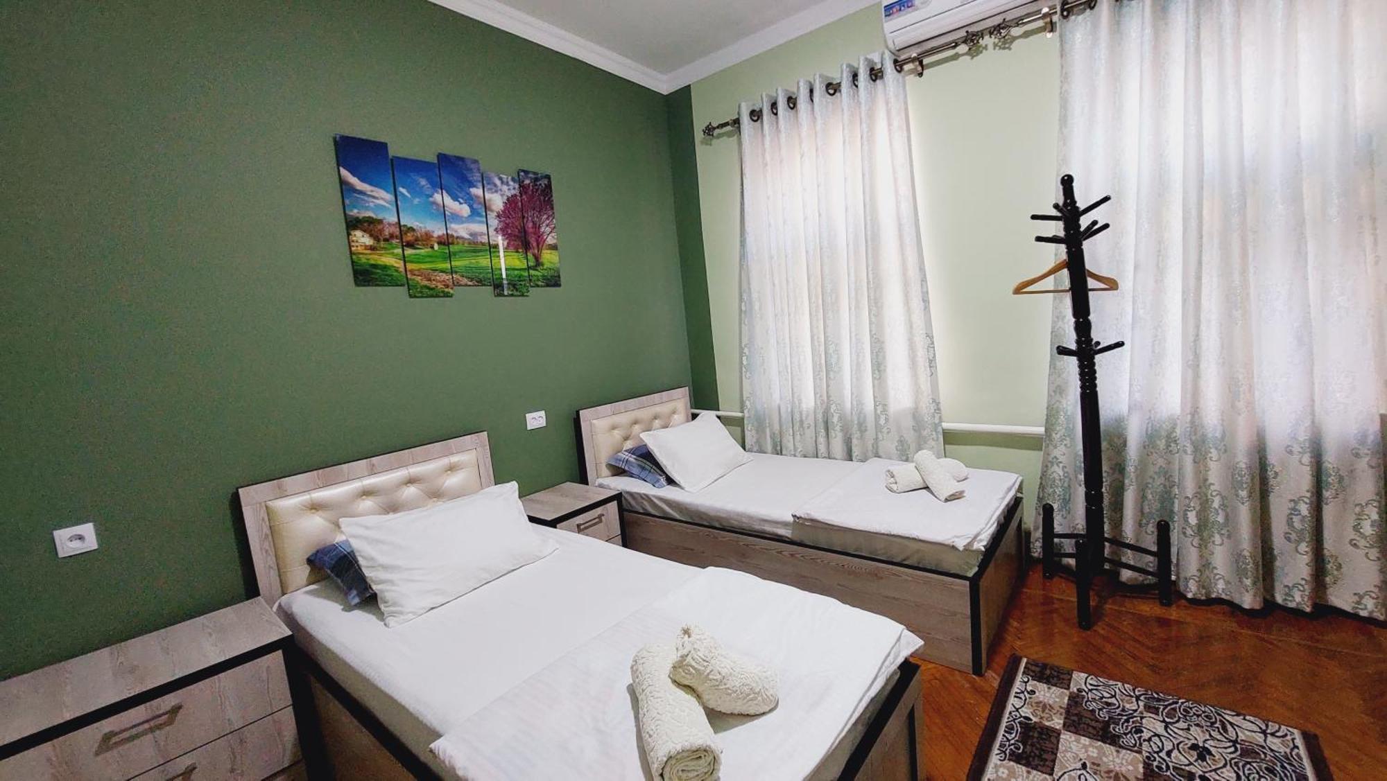 "Orom" Guests House Hotel Tashkent Bagian luar foto